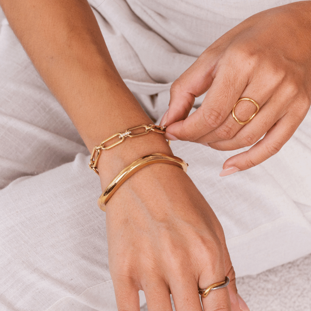 Nurture Wave Bangle